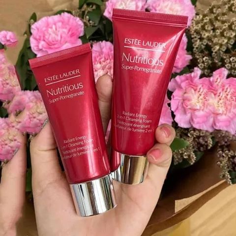 Sữa Rửa Mặt Estée Lauder Nutritious Super Pomegranate 2 In 1 Cleansing Foam 125ml - Làm Sạch Sâu, Cung Cấp Độ Ẩm, Phù Hợp Mọi Loại Da