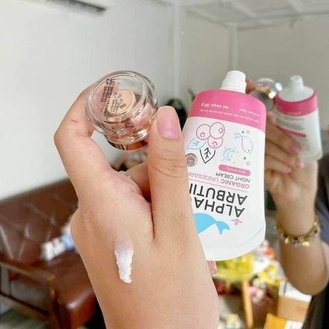 Kem Thâm Nách Alpha Arbutin 3 Plus Organic 50G - Giúp Làm Sáng Vùng Nách, Dưỡng Ẩm Tự Nhiên, Chăm Sóc Da Mềm Mại