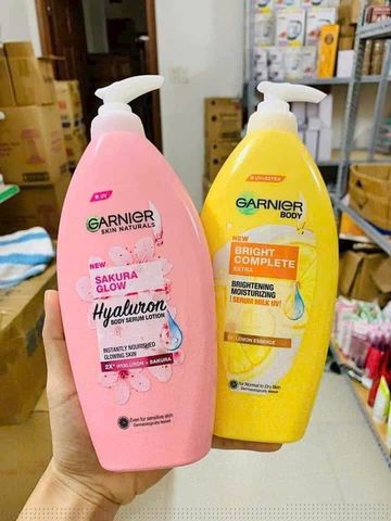 Sữa Dưỡng Thể Garnier Body Lotion 400ml - Làm Trắng Da, Cấp Ẩm, Chống Lão Hóa, Duy Trì Độ Mịn Màng  - Sản Phẩm Chính Hãn