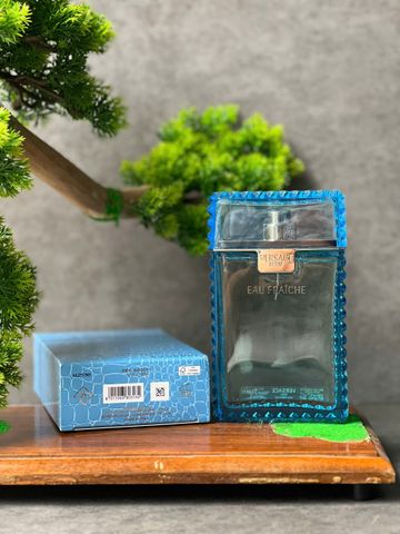 Nước Hoa Versace Man Eau Fraiche EDT 10ml - Hương Gỗ Biển Tươi Mát, Phong Cách Năng Động Dành Cho Nam Giới
