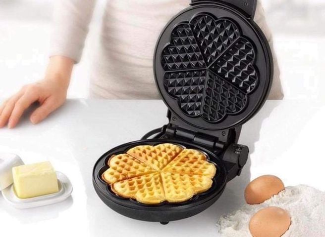 Máy Nướng Bánh Waffle Bomann 1200W - Điều Chỉnh Nhiệt Độ, Dễ Vệ Sinh, Khay Chống Dính, Gia Đình Ngon Miệng