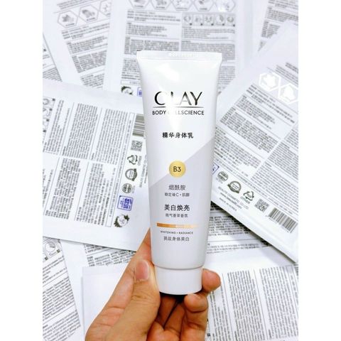 Sữa Dưỡng Thể Olay Body Cellscience B3 + Vitamin C 250ml - Trắng Da, Ngăn Ngừa Lão Hóa, Thẩm Thấu Nhanh, Hương Đào Thơm Mát