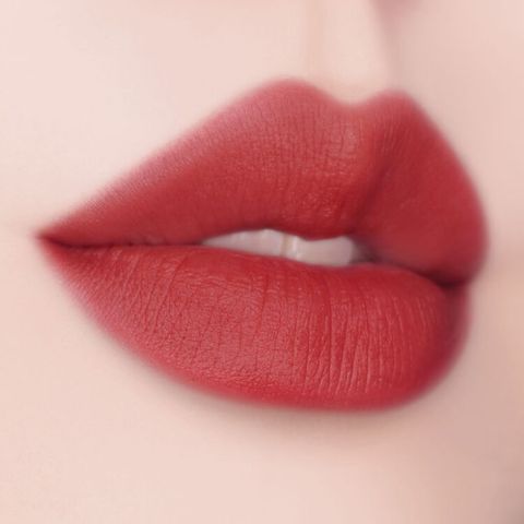Son LANCÔME L'Absolu Rouge Intimatte Lipstick #362 Knitted Red - Son Môi Cao Cấp Chính Hãng Đỏ Tươi Sang Trọng, Bền Màu, Dưỡng Ẩm