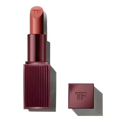 Son Lì Tom Ford TF Lip Color Matte 02 Rose Petal - Son Môi Đỏ Đất Cao Cấp Chính Hãng, Bền Màu, Sang Trọng và Quyến Rũ
