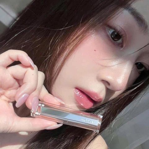 Son Dưỡng Lancôme Idôle Lip Squalane Butterglow 30 - Màu Hồng San Hô Chính Hãng - Độ Ẩm Mềm Mại Cho Đôi Môi Tươi Tắn