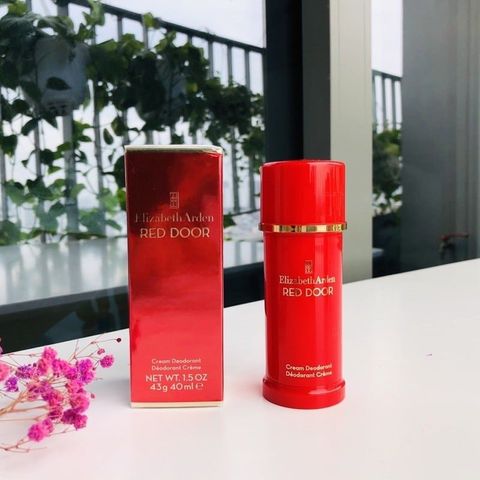 Lăn Khử Mùi Elizabeth Arden Red Door 40g - Dưỡng Da, Ngăn Mùi 24h, Hương Thơm Cổ Điển Sang Trọng, Sáng Mịn Vùng Da Dưới Cánh Tay