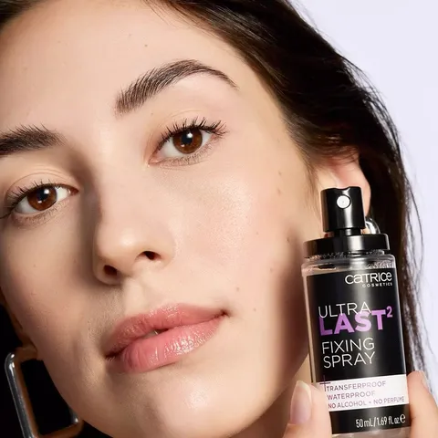 Xịt Khóa Nền Catrice Oil-Control Matt Fixing Spray 16h 50ml - Kiểm Soát Dầu, Giữ Lớp Trang Điểm Lâu Trôi, Thiết Kế Tiện Dụng