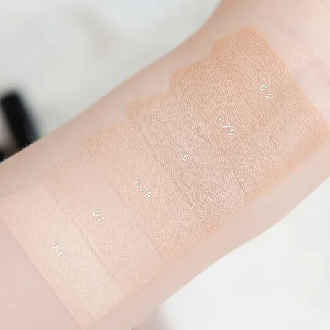 Kem Che Khuyết Điểm the SAEM Cover Perfection Tip Concealer 6.5g - Lớp Che Phủ Tự Nhiên Có SPF28 PA+ Cho Da Sáng Mịn