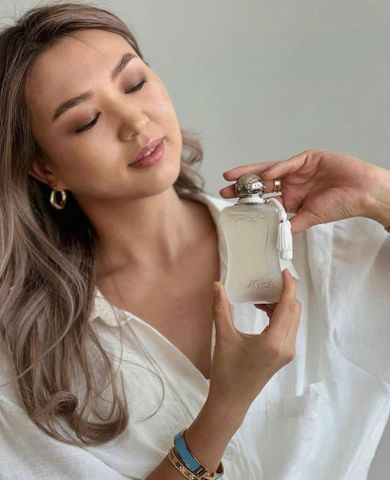 Nước Hoa Nữ Parfums De Marly Valaya Exclusif 10ml - Hương Thơm Quyến Rũ, Sang Trọng và Tự Tin cho Phái Đẹp