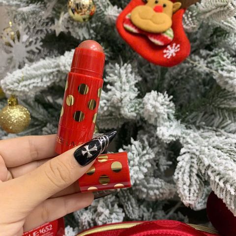Bộ Vali Estée Lauder Holiday Blockbuster Beauty 2025 - 12 Sản Phẩm Trang Điểm Sang Trọng Dành Cho Tín Đồ Làm Đẹp
