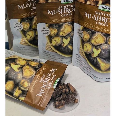 Nấm Hương Sấy Giòn DJ&A Shiitake Crisps 65g - Snack Tự Nhiên, Ăn Liền, Không Chất Bảo Quản, Giảm Cân, Thích Hợp Chay