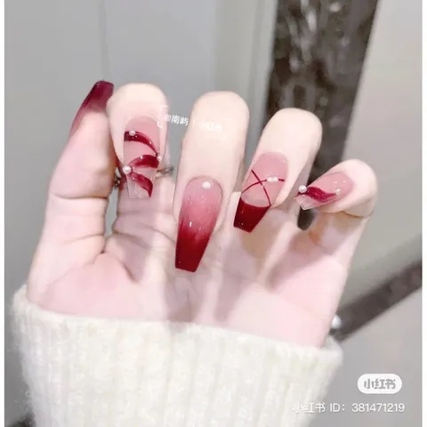 Nailbox thiết kế cao cấp, móng úp nail box thiết kế móng tay giả phong cách Hàn Quốc nhà Tú Quyên Beauty