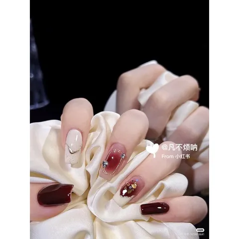 Nailbox thiết kế cao cấp, móng úp nail box thiết kế móng tay giả phong cách Hàn Quốc nhà Tú Quyên Beauty