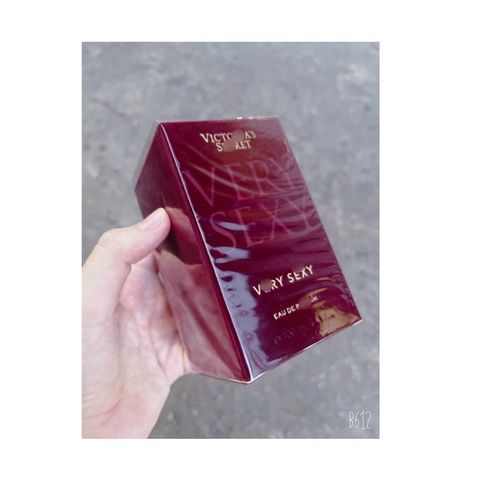 Nước Hoa Nữ VERY SEXY 100ml - Hương Hoa Cỏ Trái Cây Quyến Rũ, Gợi Cảm, Độ Lưu Hương Tốt cho Ngày & Đêm