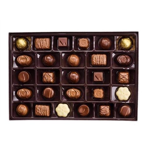 Hộp kẹo chocolate Godiva Bỉ date 10/2023 cao cấp sang trọng phù hợp quà biếu tết