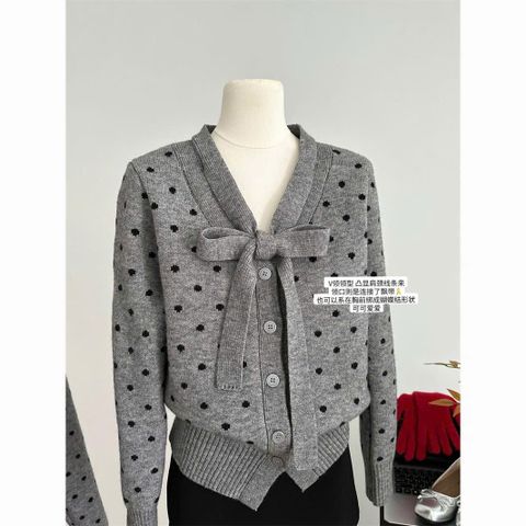 Áo Khoác Len Cardigan Nữ Màu Xám Cột Nơ Chấm Bi Tiểu Thư - Phong Cách Hàn Quốc Dành Cho Mùa Đông