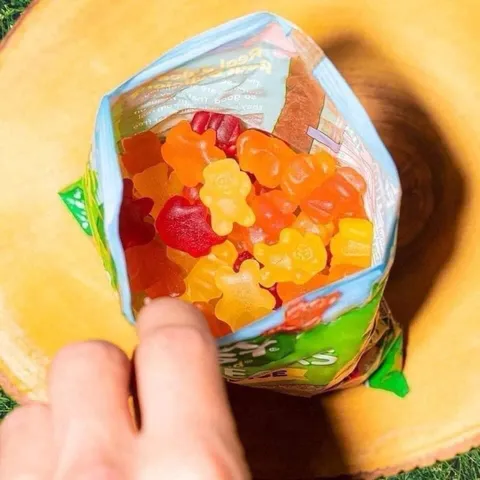 Kẹo Dẻo Trái Cây Black Forest Organic Gummy Bear - Gấu Ngọt Ngào Hữu Cơ Xuất Xứ Mỹ, 6 Vị Đủ Màu Sắc cho Trẻ Em và Người Lớn
