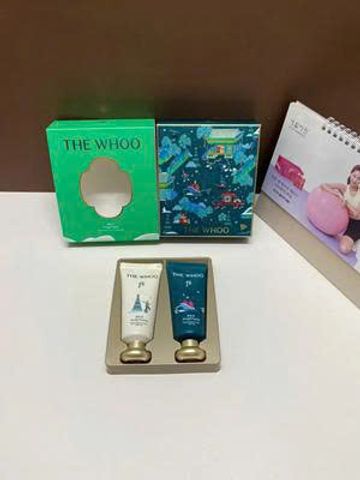 Set kem dưỡng da tay Whoo Royal Hand Cream Limited Edition 60ml x 2.