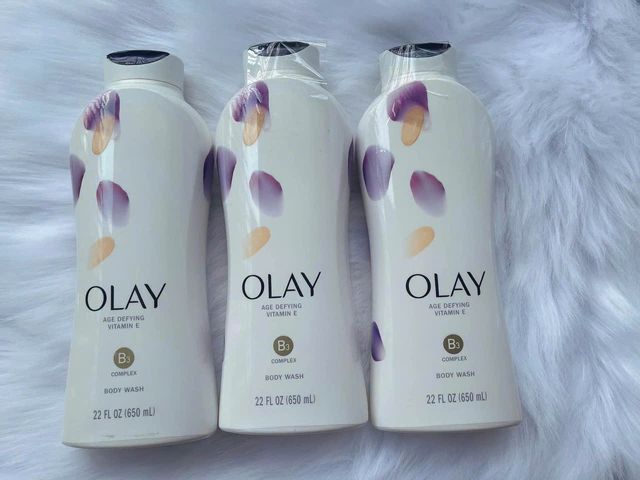 Sữa Tắm Olay Age Defying 650ml - Chăm Sóc Da Lão Hóa Với Vitamin E & B3 Complex, Dưỡng Ẩm Săn Chắc Da
