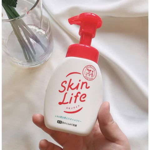 (Nhật) Sữa Rửa Mặt Tạo Bọt Dành Cho Da Mụn Skinlife Cow Facial Wash Pump