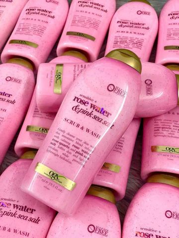 Sữa Tắm Tẩy Tế Bào Chết Ogx Rose Water & Pink Sea Salt 577ml – mịn da, sạch thoáng
