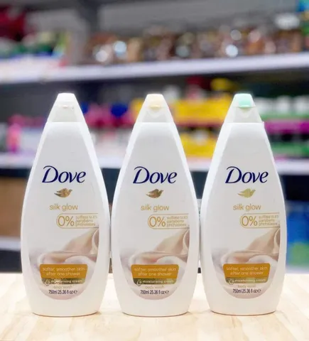 Sữa Tắm Dove Silk Glow Moisturising 750ml – mịn da, dưỡng sáng
