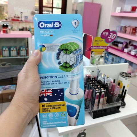 Bàn Chải Điện Oral-B Pro Vitality Precision Clean – làm sạch sâu, chăm sóc răng nướu