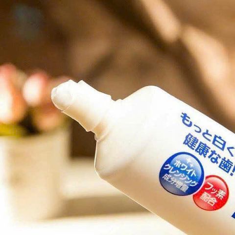 Kem Đánh Răng White & White 150g - Giúp Răng Trắng Sáng và Sạch Mảng Bám - Sản Phẩm Chăm Sóc Răng Miệng Chất Lượng Cao