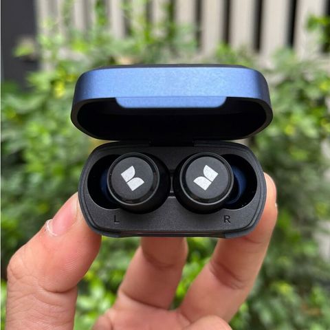 Tai nghe Bluetooth MONSTER XKT05 Thiết Kế Nhỏ Gọn Âm Thanh Sống Động Gaming Mode