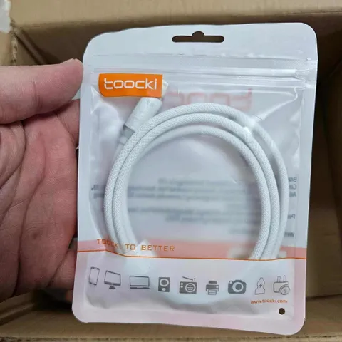 Cáp sạc nhanh C to L 36W , Cáp sạc C to C 100W dài 1M chính hãng Toocki bọc dù