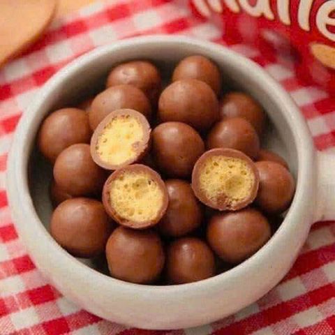 Maltesers Milk Chocolate Snack & Share Bag 273g – Ngọt ngào, Thơm ngon