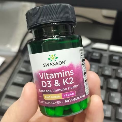 VEGAN - Vitamin D3&K2 hãng Swanson 60 viên - Hỗ trợ xương khớp chắc khỏe