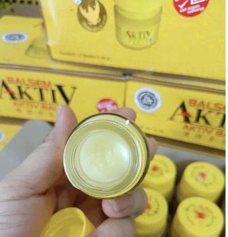 Dầu Xoa Bóp Cù Là Vàng Aktiv Con Ó - Giảm Đau Nhức, Tăng Cường Sức Khỏe, Ấm Cơ Thể
