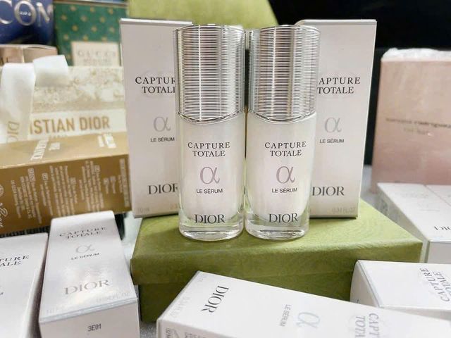 Serum Dior Capture Totale 10ml - Sản phẩm cải thiện lão hóa và nâng cơ da cao cấp cho làn da trẻ trung