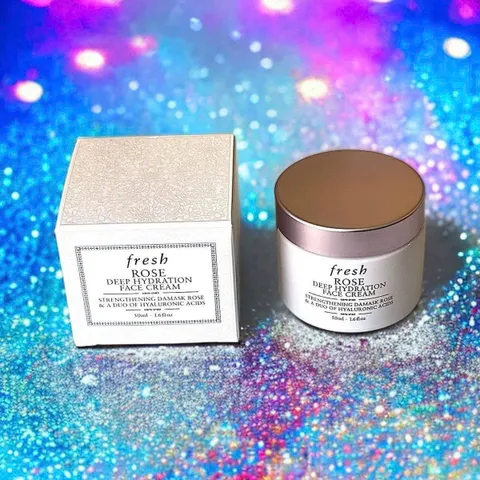 Kem Dưỡng Da Fresh Rose Strengthening Damask 50ml - Cấp Ẩm, Làm Dịu Da, Chăm Sóc Da Mặt Chất Lượng 