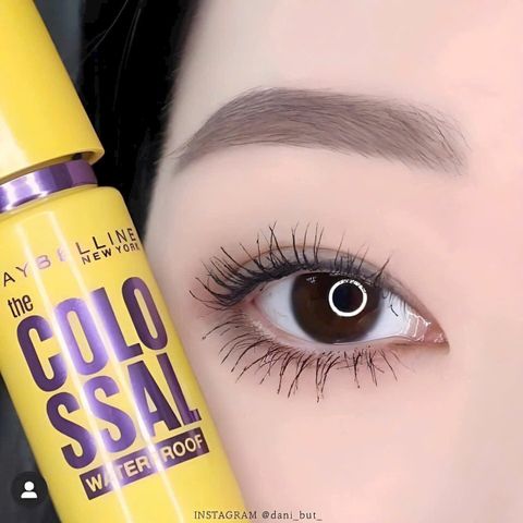 Mascara Maybelline Volum’ Express 7X – Dày mi, chống lem