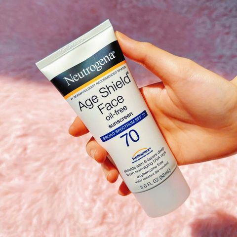 Kem chống nắng Neutrogena Ultra Sheer SPF 70 88ml 405070