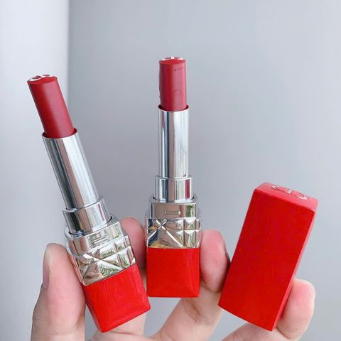 Son Dior 880 Ultra Care Lipstick – Dưỡng Môi Mềm Mại, Chất Son Cao Cấp, Phong Cách Thời Trang, Quà Tặng Hoàn Hảo