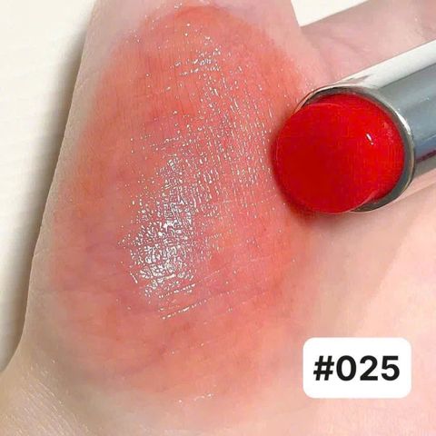 Son Dior Addict Lip Glow 025 Seoul Scarlet vỏ xanh – dưỡng hồng, tăng sắc môi