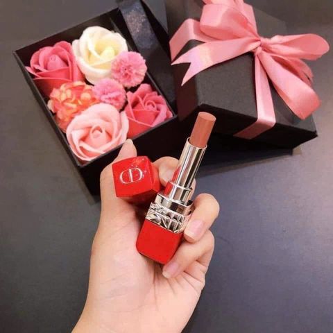 Son Dior 325 Ultra Tender Ultra Rouge Vỏ Đỏ - Son Môi Bóng Mềm Mại, Mọng Nhẹ, Phong Cách Thời Trang cao cấp