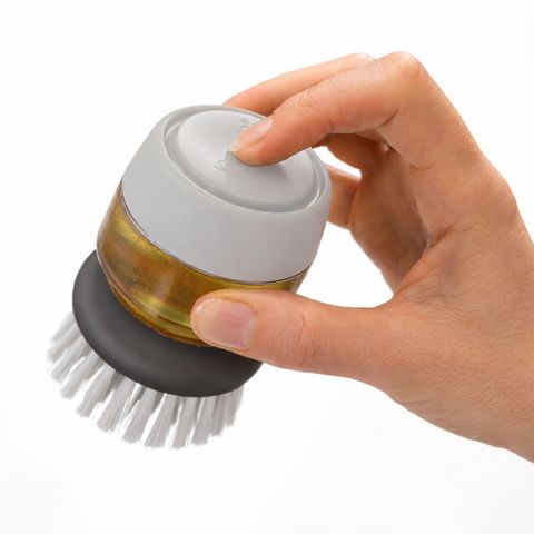 Bàn chải rửa xoong nồi Joseph Joseph Palm Scrub 85005, bơm nước rửa, kèm giá đỡ màu xám
