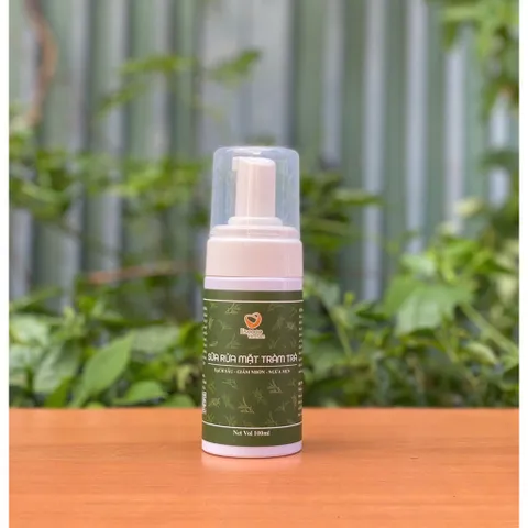 Sữa rửa mặt tràm trà Escoco 100ml