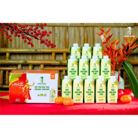 [Hoả tốc HCM] Hộp quà tết 12 Hộp Mật hoa dừa tươi Organic Sokfarm 330ml