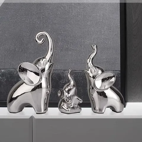 Tượng trang trí, tượng decor phòng khách, trang trí tủ kệ mạ vàng mạ bạc các loại