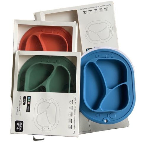 (XẢ HÀNG) Khay ăn dặm silicone cho bé, khay ăn dặm chỉ huy chia ngăn