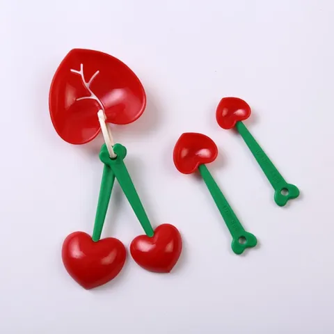 Set thìa hình trái tim