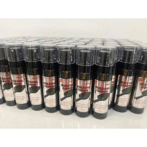 Chai xịt vệ sinh mặt vợt Pickleball Cleaner Chính hãng (Tặng kèm khăn lau)