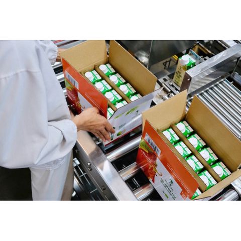 [Hoả tốc HCM] Hộp quà tết 12 Hộp Mật hoa dừa tươi Organic Sokfarm 330ml 627354