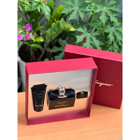 Set nước hoa Nước Hoa nữ Salvatore Ferragamo Signorina Misteriosa EDP 628959