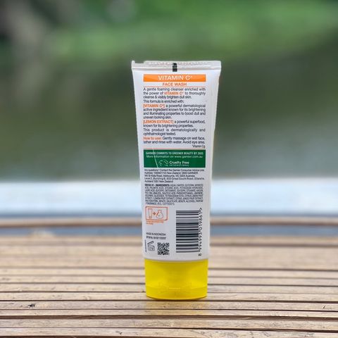 Sữa rửa mặt Garnier vitamin C  face wash 100ml 629036